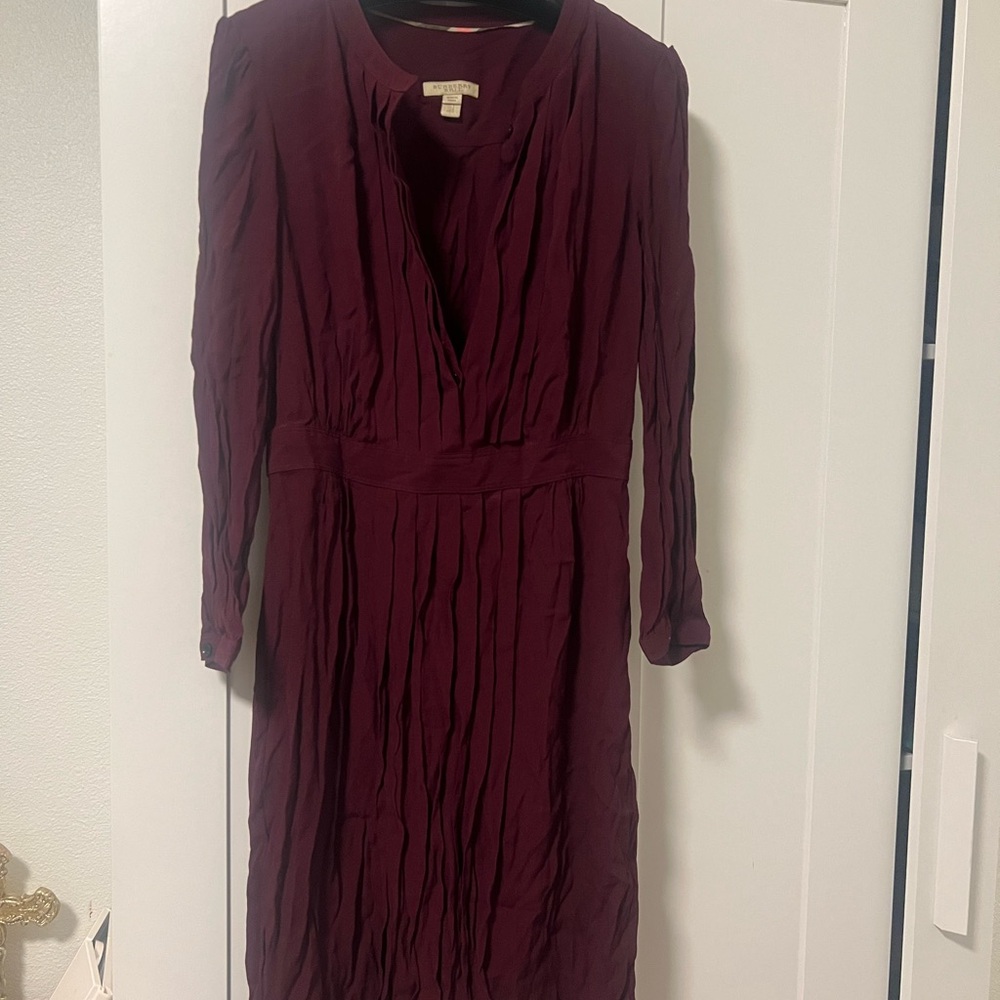 Elegant Burgundy Long Sleeve Dress